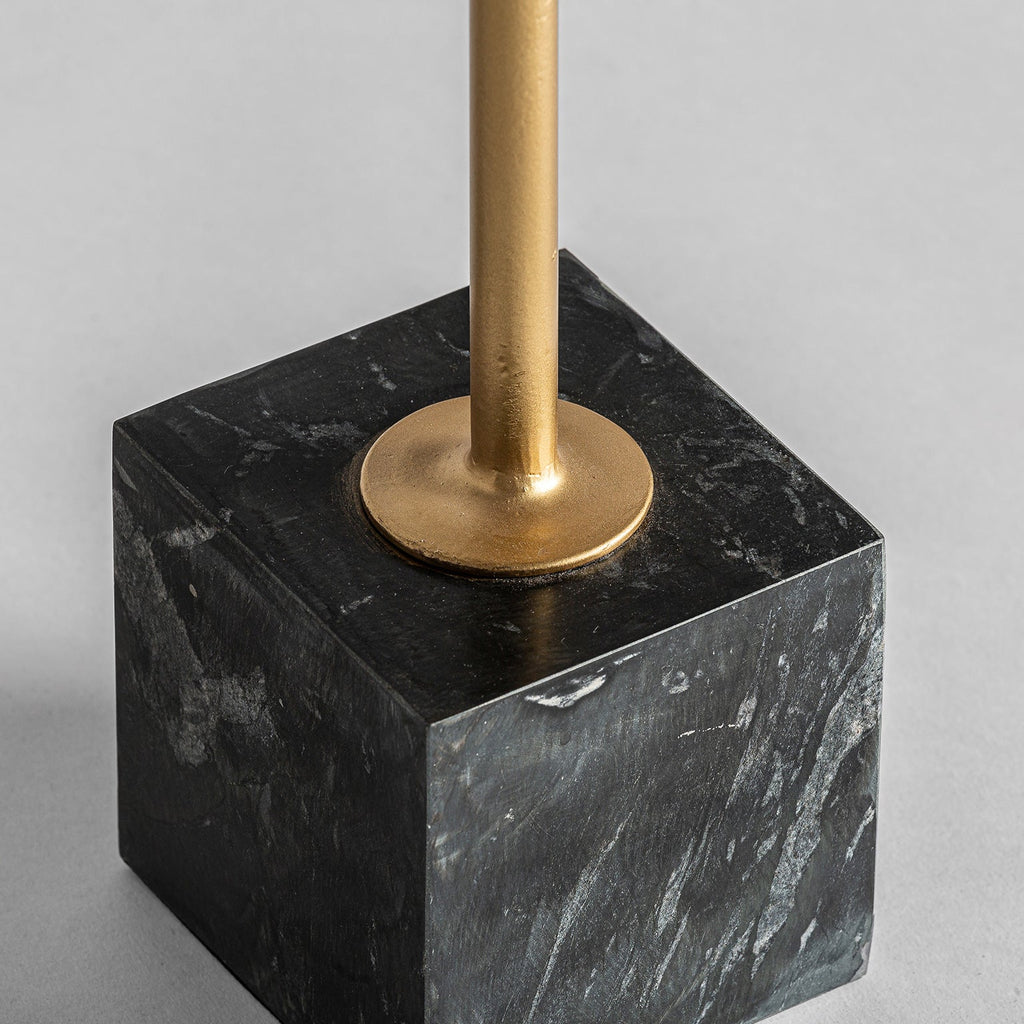 Beistelltisch aus schwarzem Marmor kombiniert mit Gold - Maison Oudh