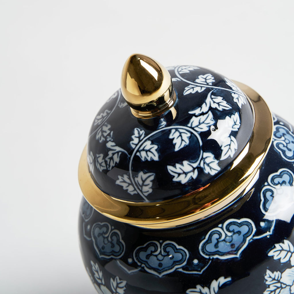 Blaue Keramikvase im orientalischen Design mit goldenem Deckel - Maison Oudh