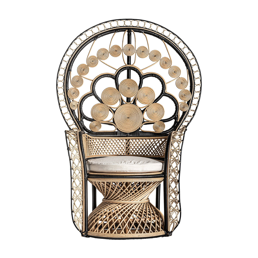 Handgefertigter Sessel aus Rattan mit Kissen - Maison Oudh