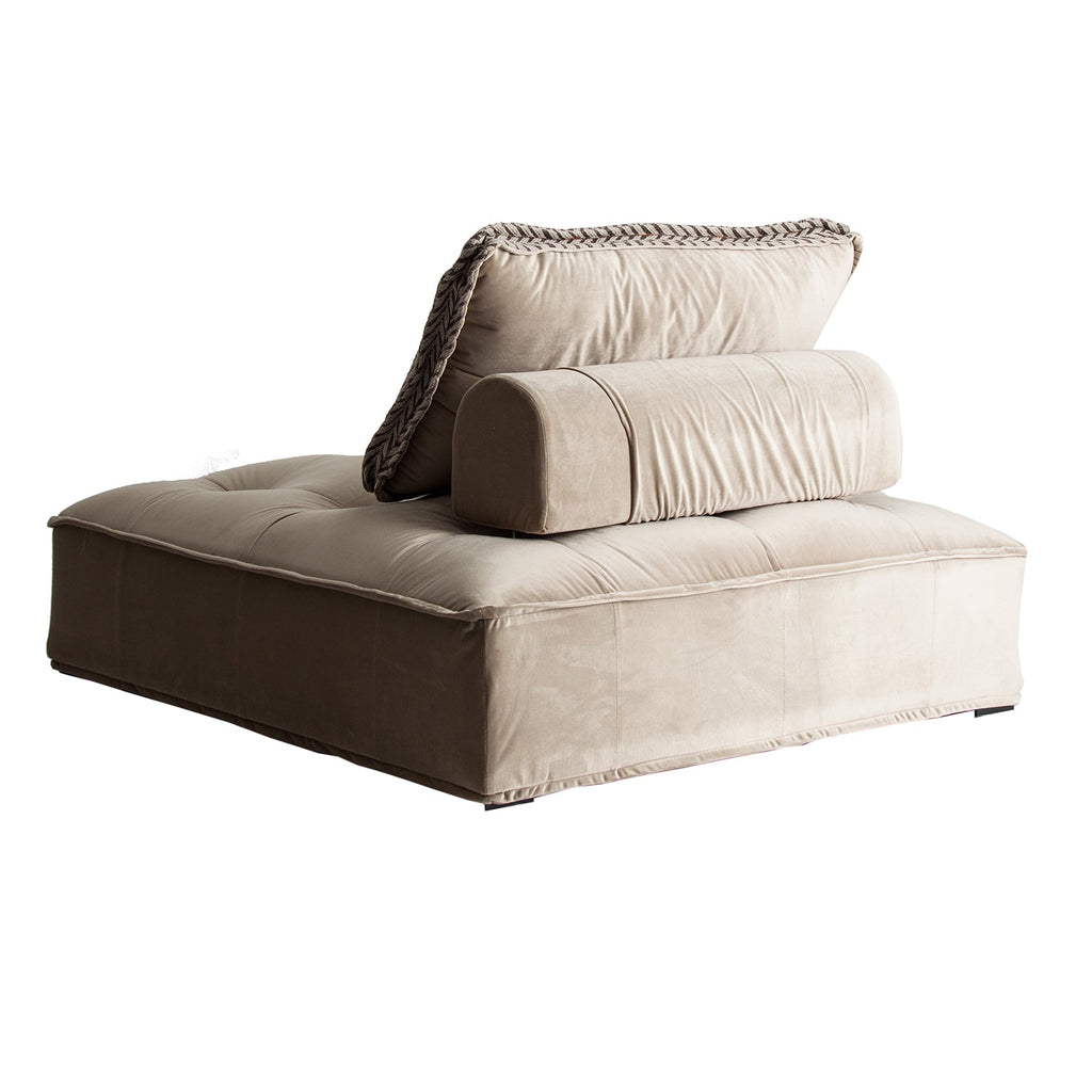 Modulares Loungesofa in Braun und Beige bezogen mit Samt und Leinen - Maison Oudh